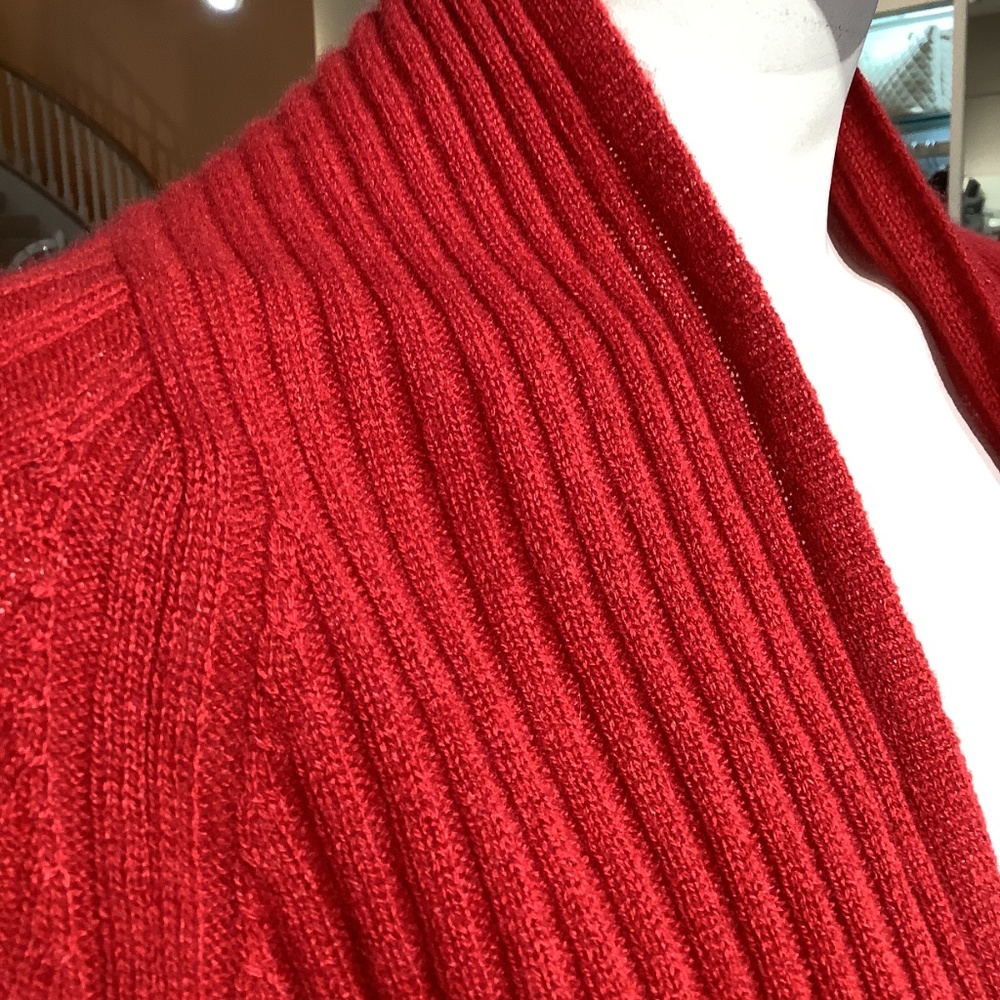 BARCELINO. Gorgeous red 100% cashmere cardigan. FRONT POCKETS. RIBBED CASHMERE - Picture 6 of 8